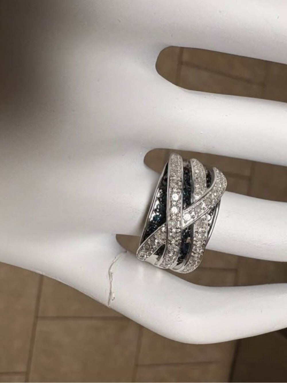 Sterling Silver 1.00 CTTW Natural Diamond Ring Size 7